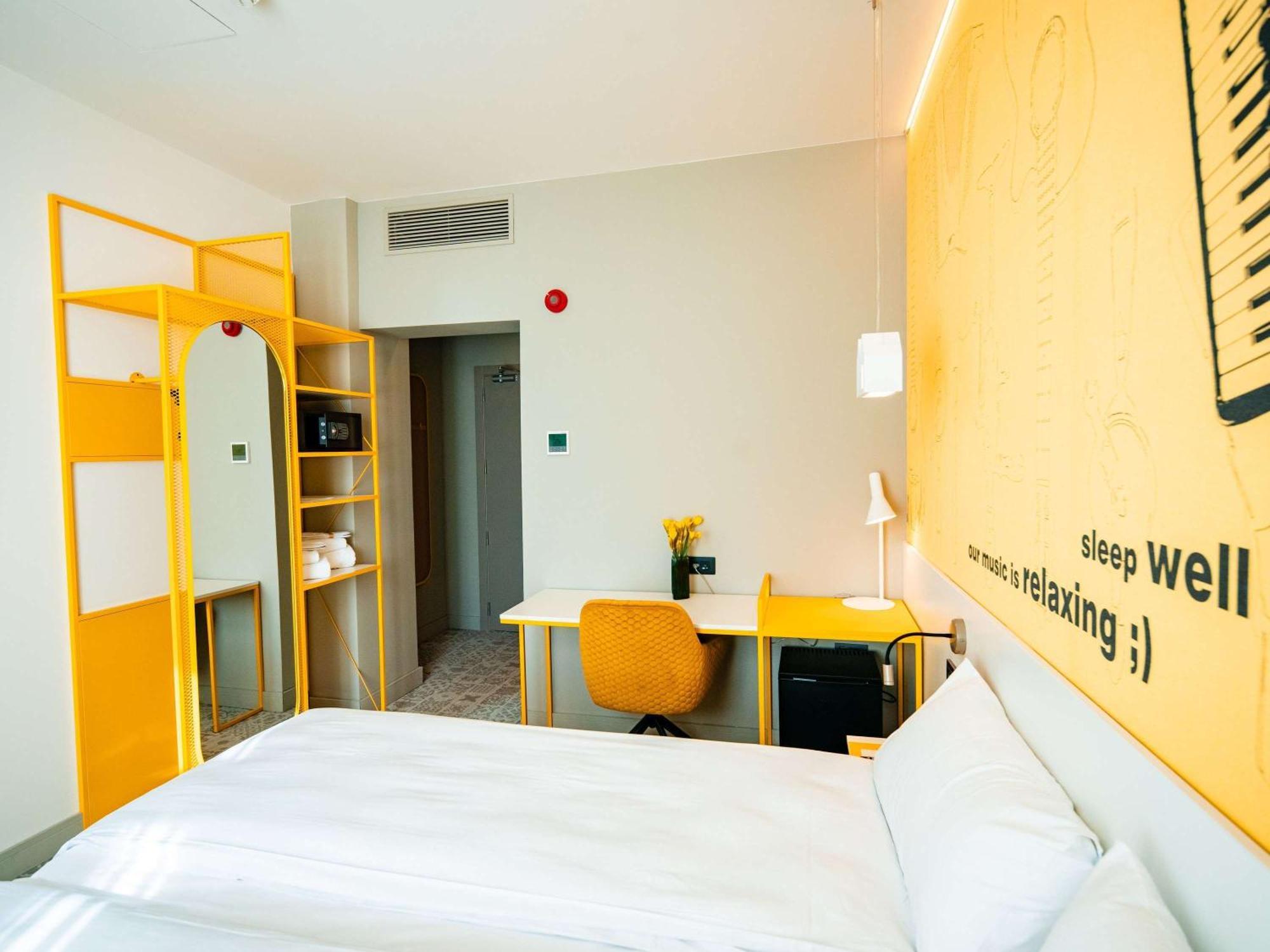Ibis Styles Sibiu Arsenal Hotel ภายนอก รูปภาพ