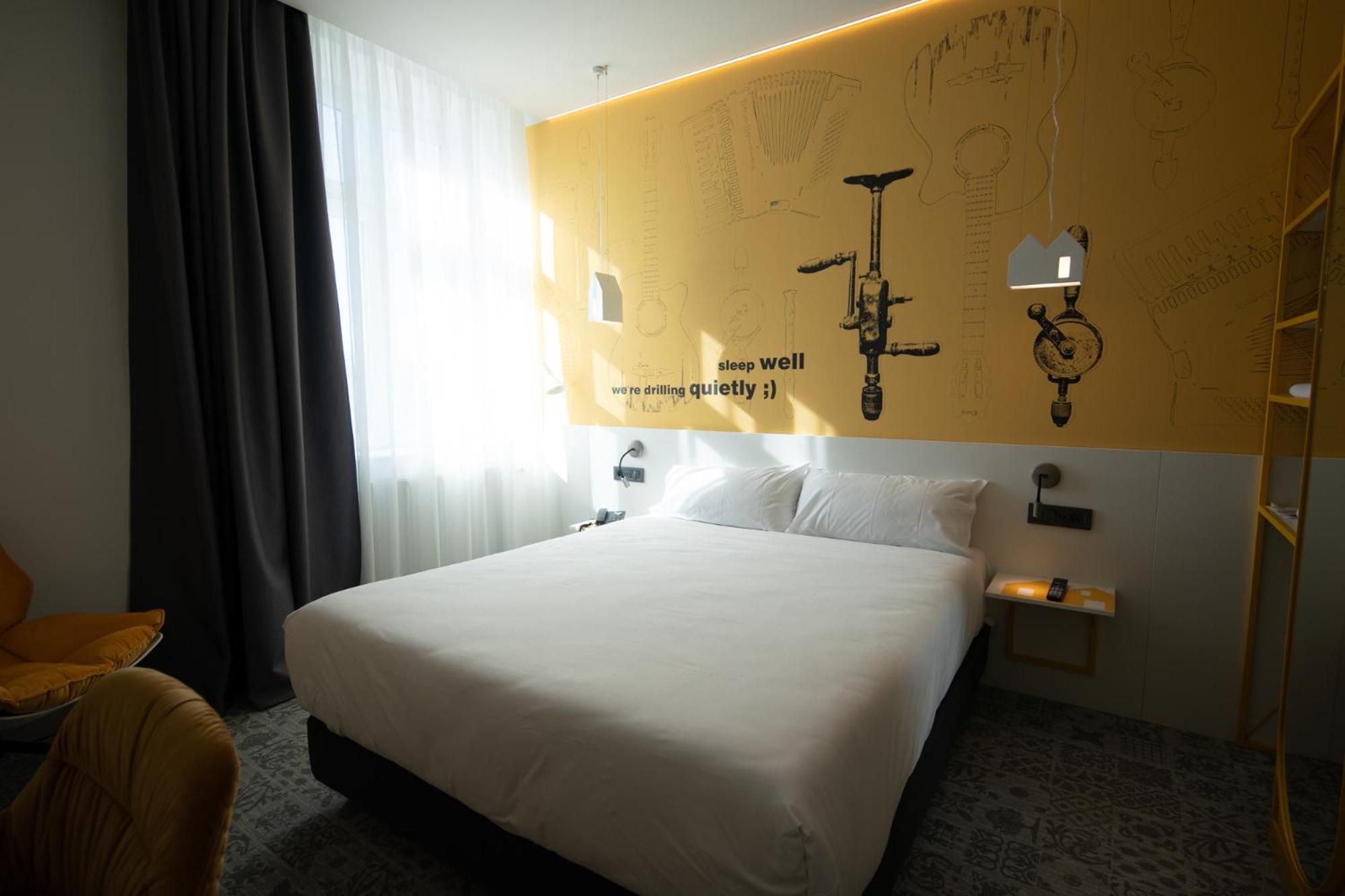 Ibis Styles Sibiu Arsenal Hotel ภายนอก รูปภาพ