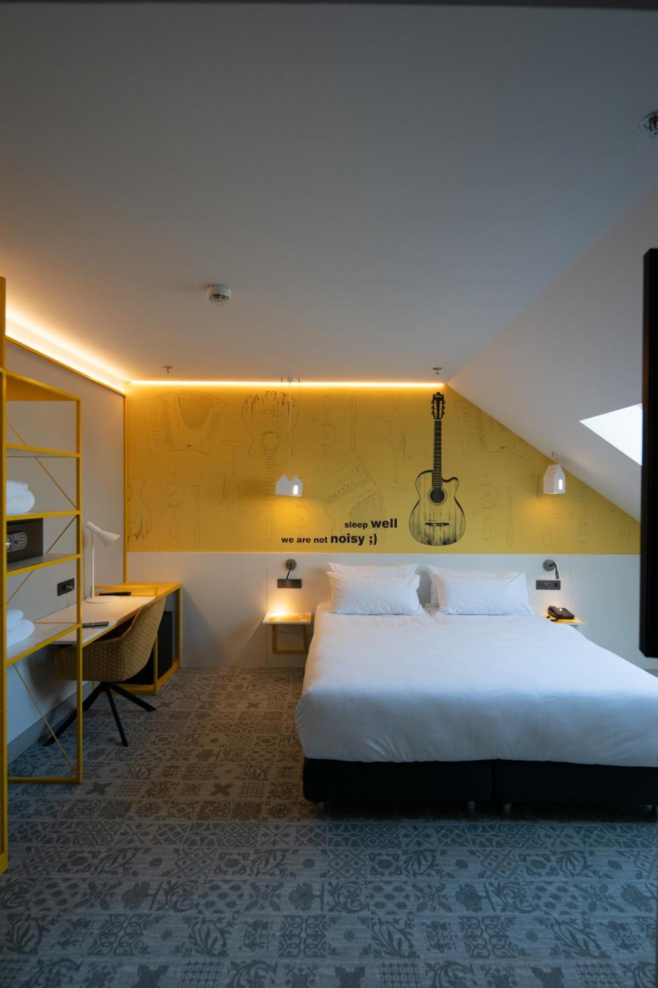 Ibis Styles Sibiu Arsenal Hotel ภายนอก รูปภาพ